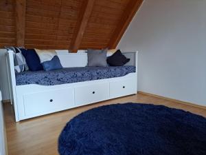 Posteľ alebo postele v izbe v ubytovaní Riviera Lipno 502-12