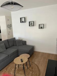 Posedenie v ubytovaní appartement vacances en copropriété avec parking