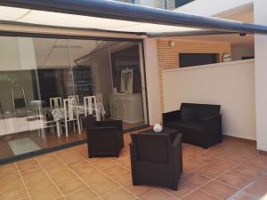 Część wypoczynkowa w obiekcie Appartement tout confort, Rez-de chaussée,3 chambres, 2 salles de bain