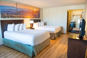 Postel nebo postele na pokoji v ubytování Days Inn by Wyndham Waynesboro