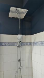 Kúpeľňa v ubytovaní Centre d'Aix - charmant appartement 1 chambre Pythagore avec parking