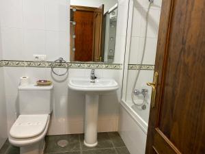 Kúpeľňa v ubytovaní Hostal Restaurante La Curva