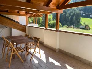 Balkón nebo terasa v ubytování Appartamenti Rì de Clama + 37 fotografií