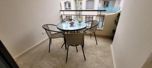 Balkón nebo terasa v ubytování Luxury apartment in the heart of Moraira & 200mtrs from the sea