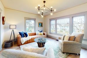 Gallery image of Tacoma Garden Hideaway in Tacoma