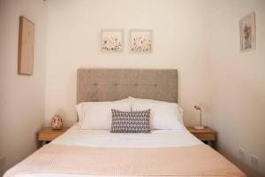 Ảnh trong thư viện ảnh của Apartamento amplio cerca al parque Guatape - Pajaros ở Guatapé