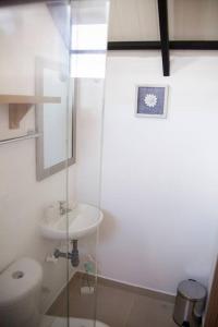 Ảnh trong thư viện ảnh của Apartamento amplio cerca al parque Guatape - Pajaros ở Guatapé +32 ảnh