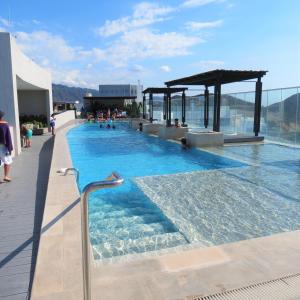 Bazén v ubytování Apartamento Reserva del Mar nebo v jeho okolí