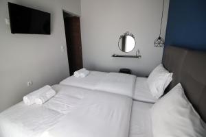 A bed or beds in a room at LA CASA DE PROFESOR 1