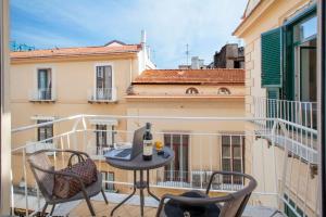 Balkón nebo terasa v ubytování YourHome - Lidia Rooms & Suites