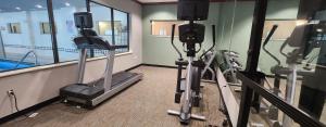 Fitness centrum a/nebo fitness zařízení v ubytování Wingate By Wyndham Houston / Willowbrook