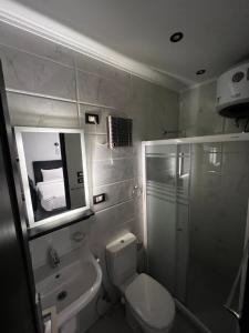 Vannituba majutusasutuses Helio Cairo Hotel
