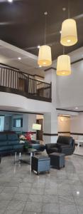 Posezení v ubytování Wingate By Wyndham Houston / Willowbrook