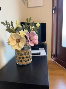Μια τηλεόραση ή/και κέντρο ψυχαγωγίας στο Casa Mimosa