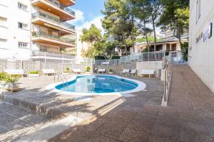 Bazén v ubytování 1ªLinea Mar-Piscina-Wifi-PortAventura-Luxury-Chill5 nebo v jeho okolí