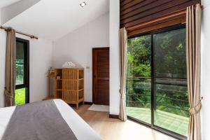 Fotografie z fotogalerie ubytování Zen MaeKampong Waterfall Villa v destinaci Ban Huai Kaeo