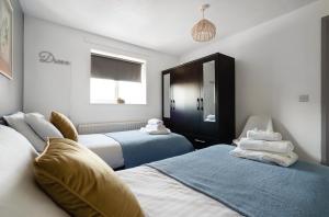 Ảnh trong thư viện ảnh của Get Away Holiday Home With Hot Tub Sleeps 6 ở Peacehaven