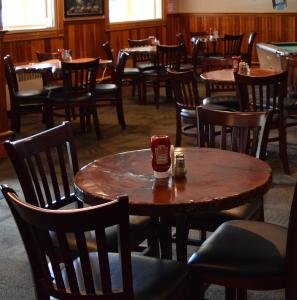 Restaurace v ubytování Sasquatch Inn