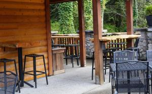 Restaurace v ubytování Sasquatch Inn