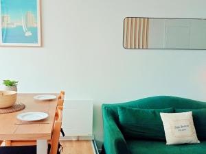Fotografia z galérie ubytovania Appartement T2 au Port des Minimes avec balcon, parking - FR-1-551-68 v destinácii La Rochelle