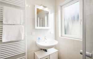 Ein Badezimmer in der Unterkunft Ferienhaus 15 Altefähr