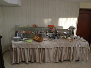 Jedlo v ubytovaní bed & breakfast alebo blízkom okolí