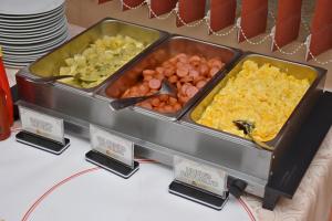 Makanan di atau berdekatan hotel