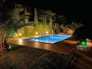 The swimming pool at or close to Villa Oceanview Vicky