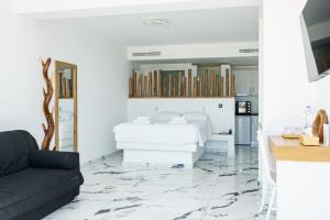 Posezení v ubytování Bianco a Nero Mykonos