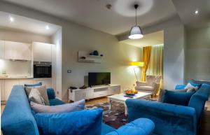 TV a/nebo společenská místnost v ubytování Armoni Residence Istanbul