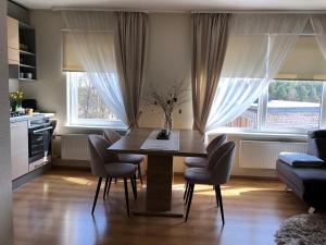 Imagen de la galería de Upes apartamenti Nr: 32, en Valmiera