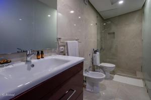 Vannituba majutusasutuses Hôtel ZIRYAB