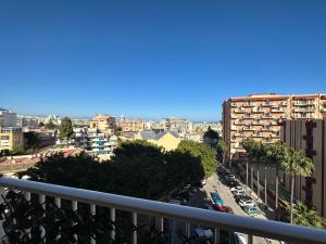 Výhľad na mesto Benalmádena alebo výhľad na mesto priamo z apartmánu