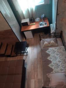 TV a/nebo společenská místnost v ubytování Hostel Voyage