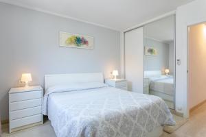 Posteľ alebo postele v izbe v ubytovaní Bonita casa en urbanización privada muy cerca del mar y de Alicante + 33 fotografií