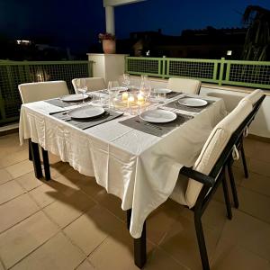 Balkon lub taras w obiekcie ATICO EN SOTOGRANDE