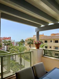 Balkon lub taras w obiekcie ATICO EN SOTOGRANDE