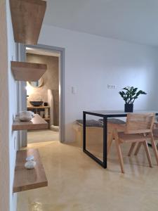 Imagen de la galería de Charming Cozy Suites, en Naxos Chora