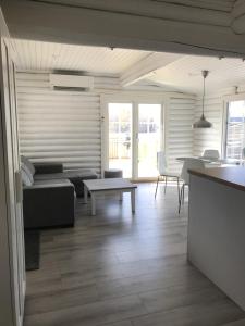 Fotografie z fotogalerie ubytování Bastöstugby stuga 17 v destinaci Pålsböle