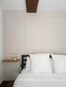 Postel nebo postele na pokoji v ubytování Appartement vue sur château-fort 3 étoiles