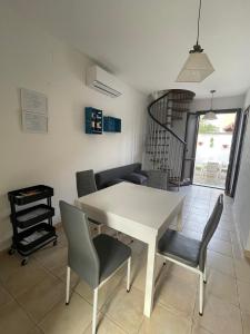 A seating area at Casa Vacanza SUN & RELAX