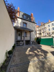 Fotografia z galérie ubytovania Maison Berthelot v destinácii Chamalières
