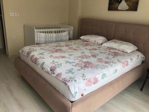 Postel nebo postele na pokoji v ubytování Alians Group Referance Apartmens
