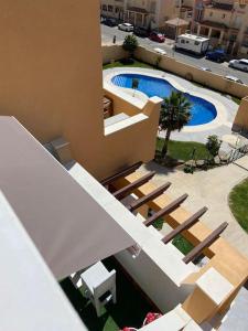 The swimming pool at or close to Apartamento Atico Duplex de 1 dorm en Tarifa Még 22 kép