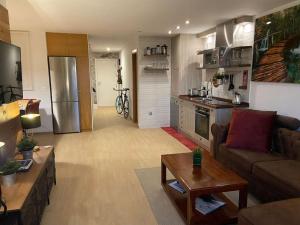 A kitchen or kitchenette at Apartamento Atico Duplex de 1 dorm en Tarifa