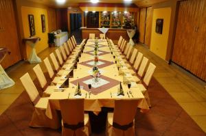 Restoran ili drugo mesto za obedovanje u objektu Hotel Relax u Drsů