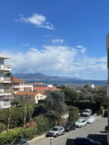 Φωτογραφία από το άλμπουμ του Nest with sea view in Antibes στην Αντίμπ