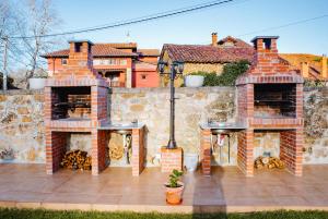 The building in which the holiday home is located