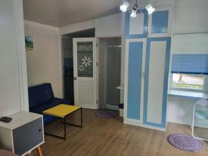 Posezení v ubytování Rayonghouse Resort