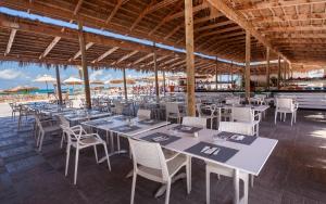 Restaurace v ubytování Seabel Rym Beach Djerba